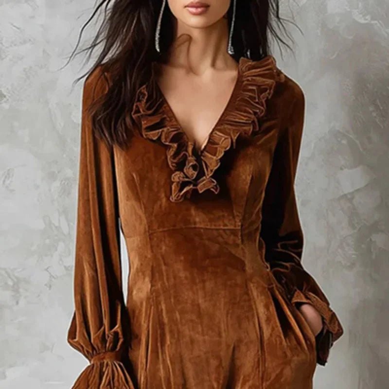 Paloma · Vestido largo con volantes y detalles de encaje