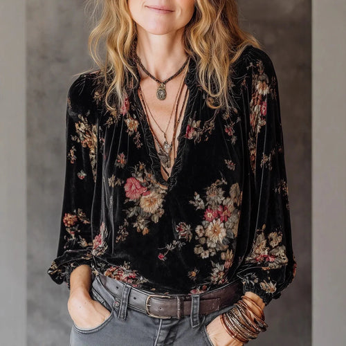Amara · Top retro con estampado y cuello en V