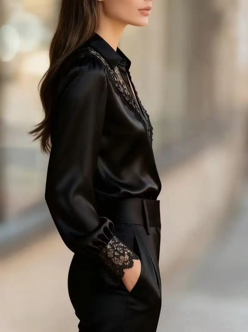 Sofía · Blusa elegante con detalles de encaje
