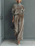Sofía · Conjunto Terciopelo Cuello Alto