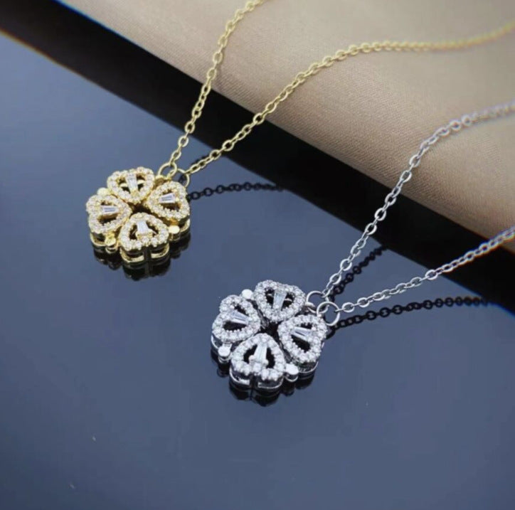 Collar de trébol de cuatro hojas con forma de corazón plegable magnético
