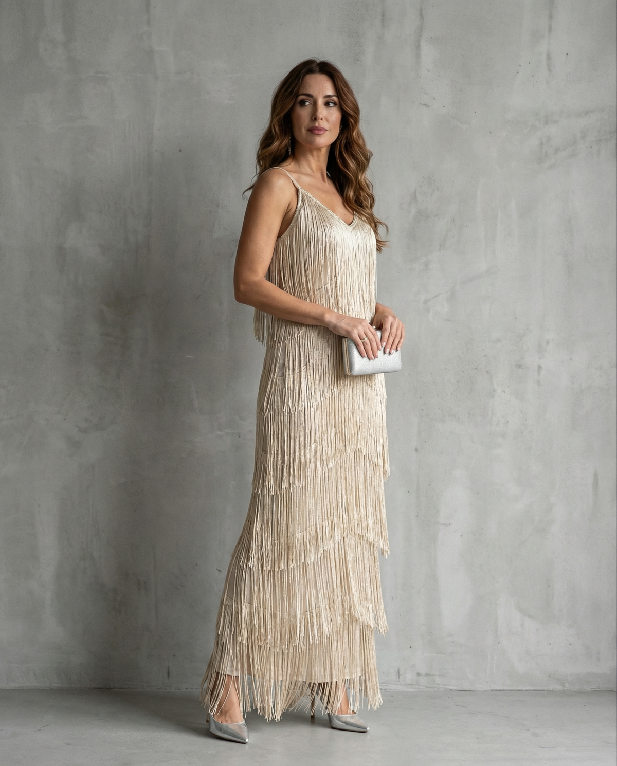 Sofía · Vestido largo de tirantes con flecos