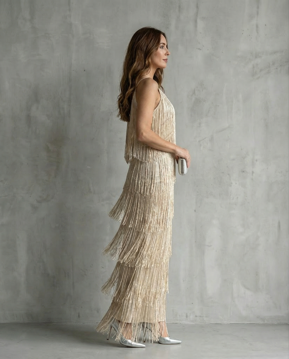 Sofía · Vestido largo de tirantes con flecos