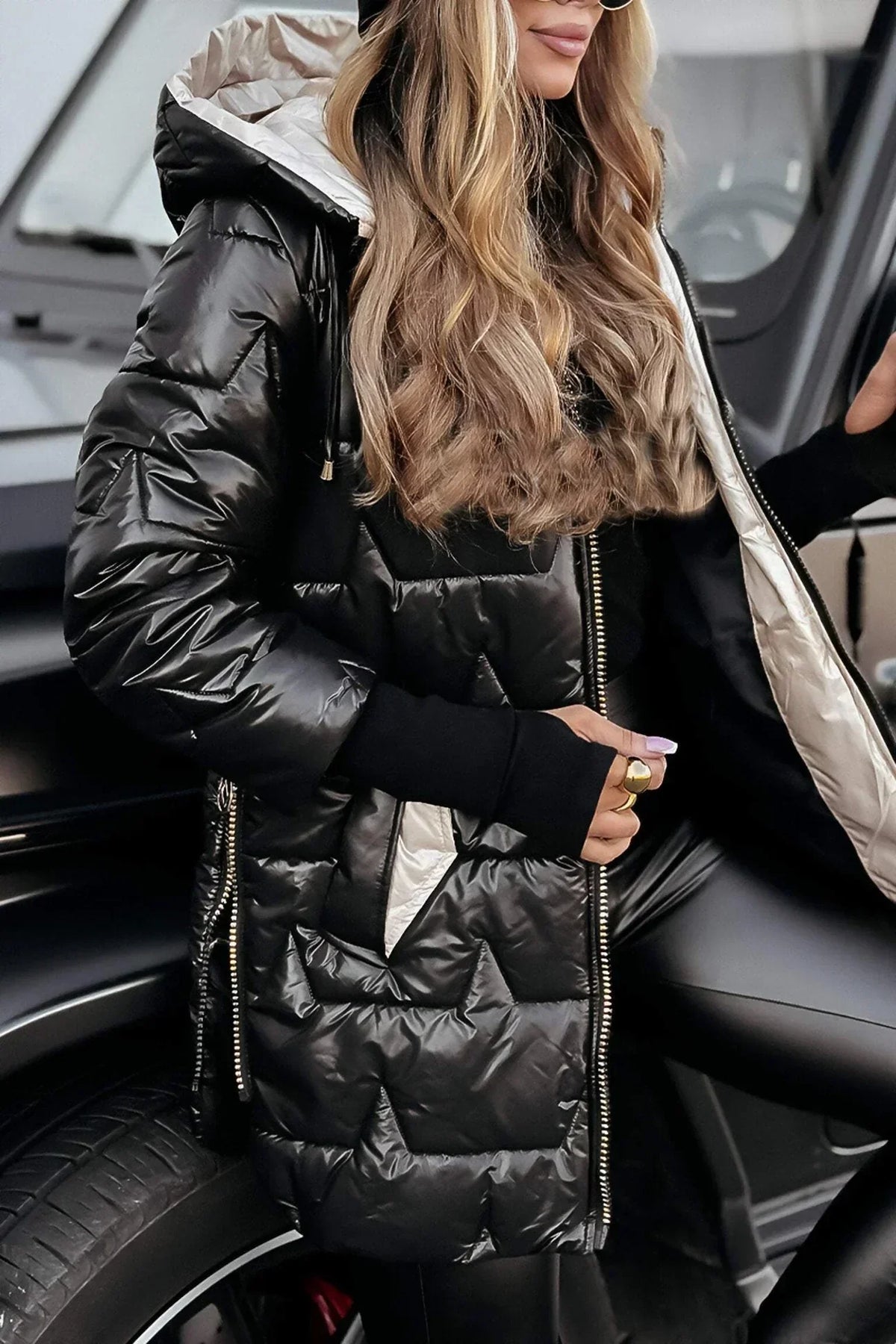 Celestia | Elegante abrigo de invierno con capucha y acolchado