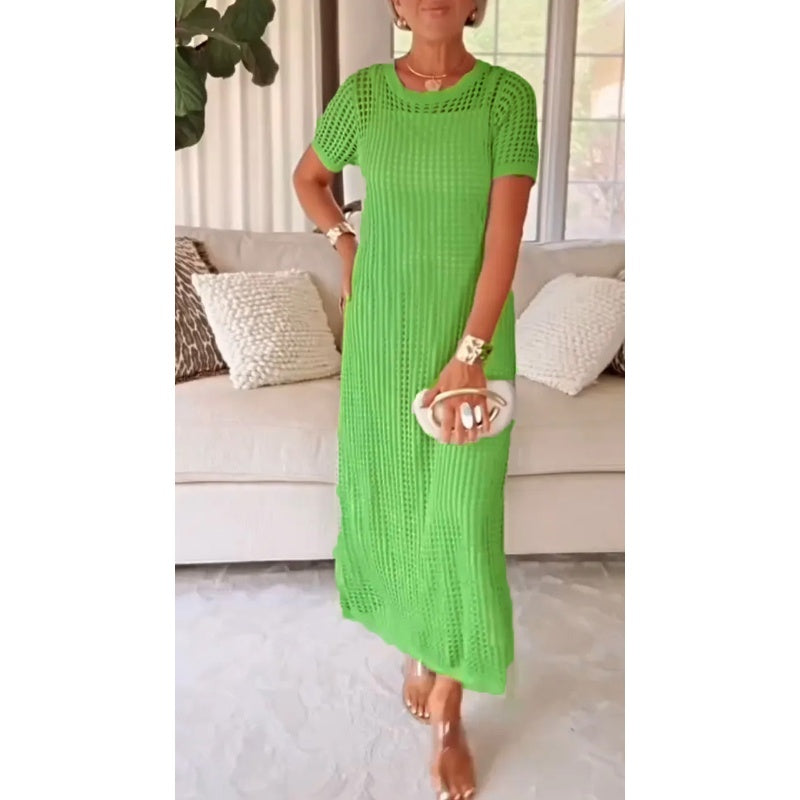 Aurora · Conjunto vestido maxi con capa calada